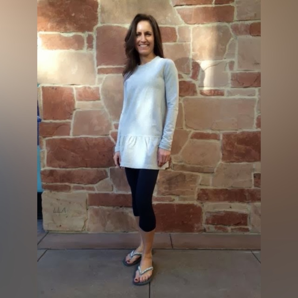 Lululemon long sleeve peplum tunic